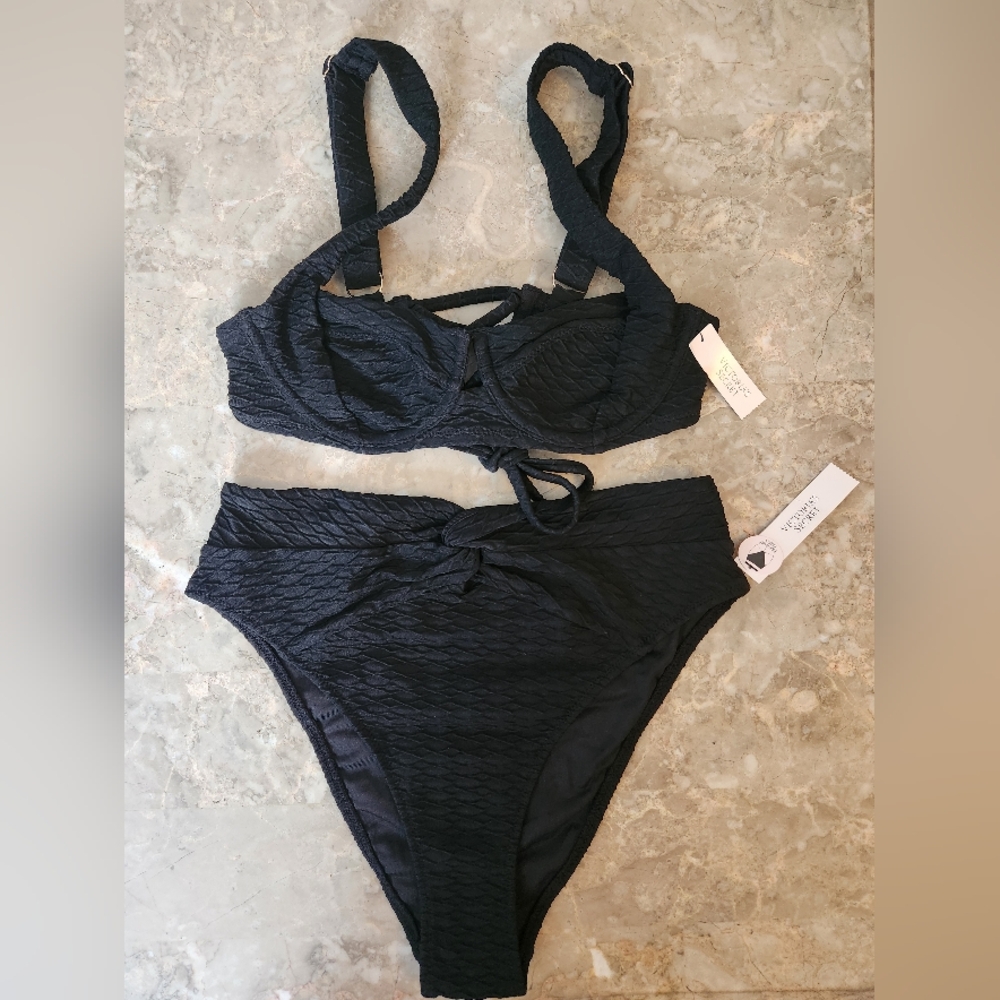 32A/XS 32B/XS 32D/XS VS Swim Full Coverage BikiniTop HighWaist Cheeky Bikini Set
